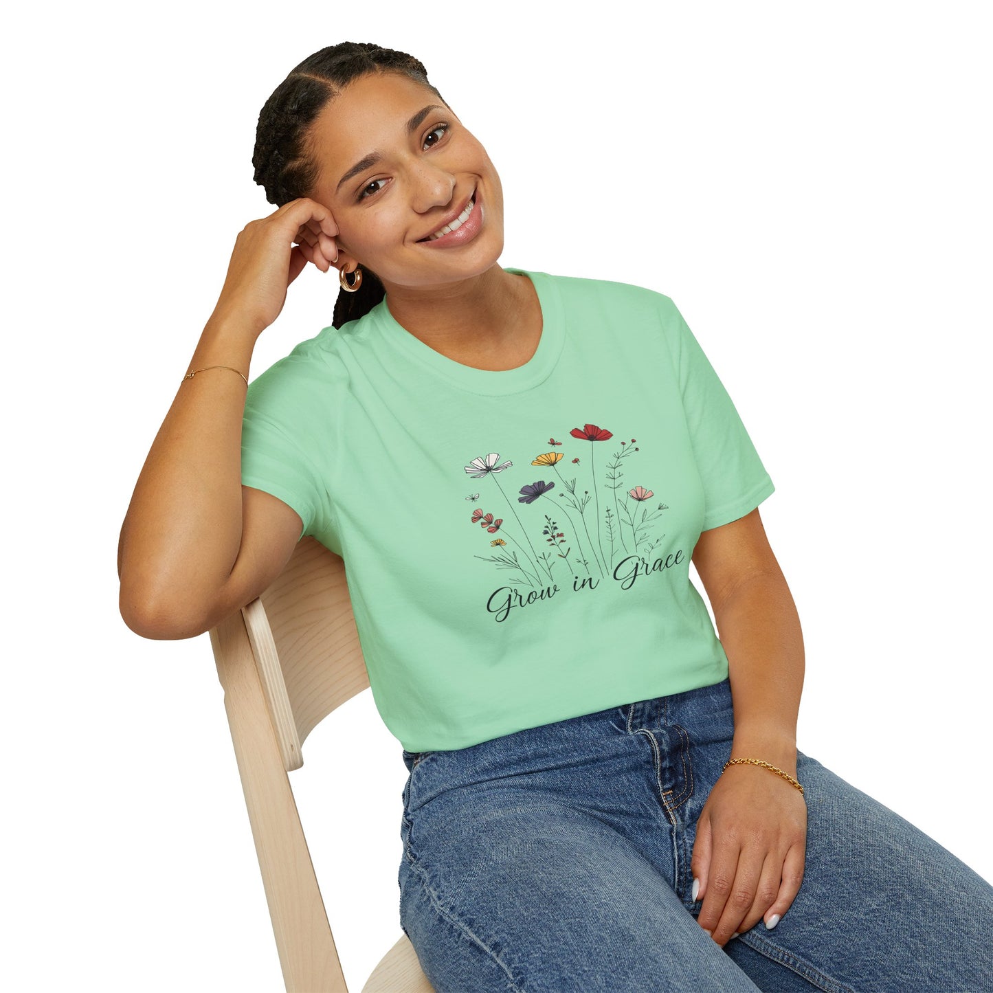 "Grow in Grace" Daisies - Unisex Softstyle T-Shirt